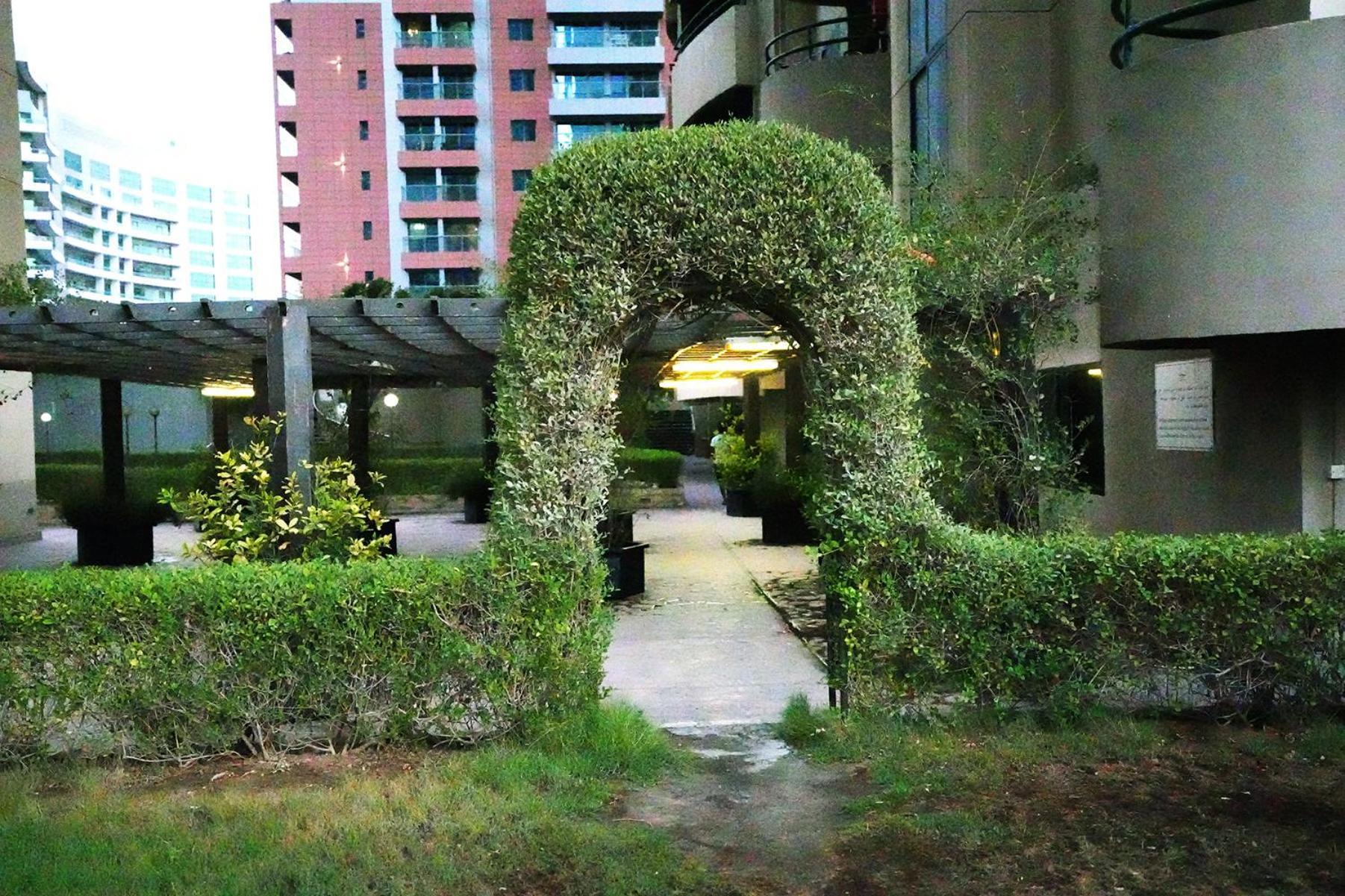 Radiant Parition In Barsha Heights Near Metro Privatunterkunft